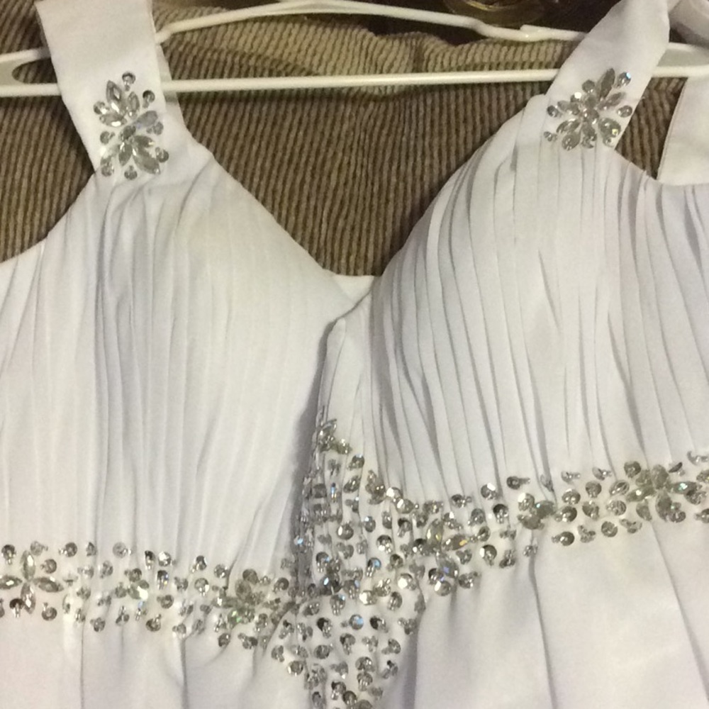 Prom dress - Picture 2 of 4